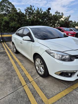 RENAULT FLUENCE 2.0 PRIVILÉGE 16V FLEX 4P AUTOMÁTICO RENAULT FLUENCE 2.0 PRIVILÉGE 16V FLEX 4P AUTOMÁTICO